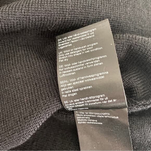 Bitte Kai Rand Classic Merino Wool Blend Black Fringe Turtleneck Sweater Small - Picture 7 of 9